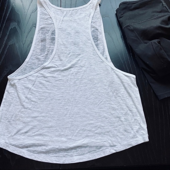 Victoria Sport Leggings and Tank Top Workout Set S - Picture 3 of 8